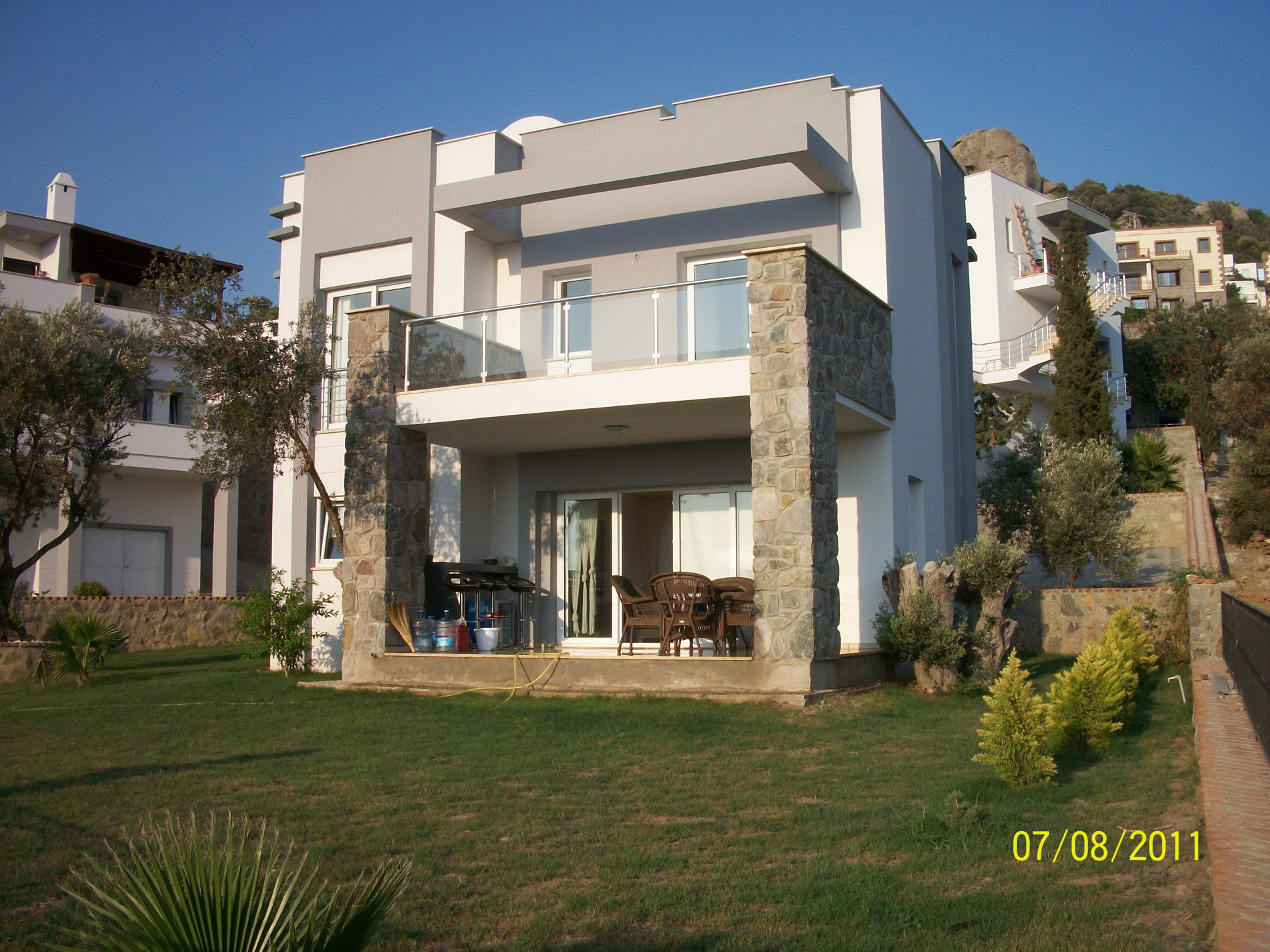 Villa Lara - 2011
